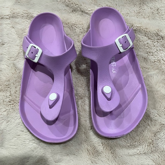 Birkenstock Shoes - Womens Birkenstock sandal size 37 Or 6-6.5